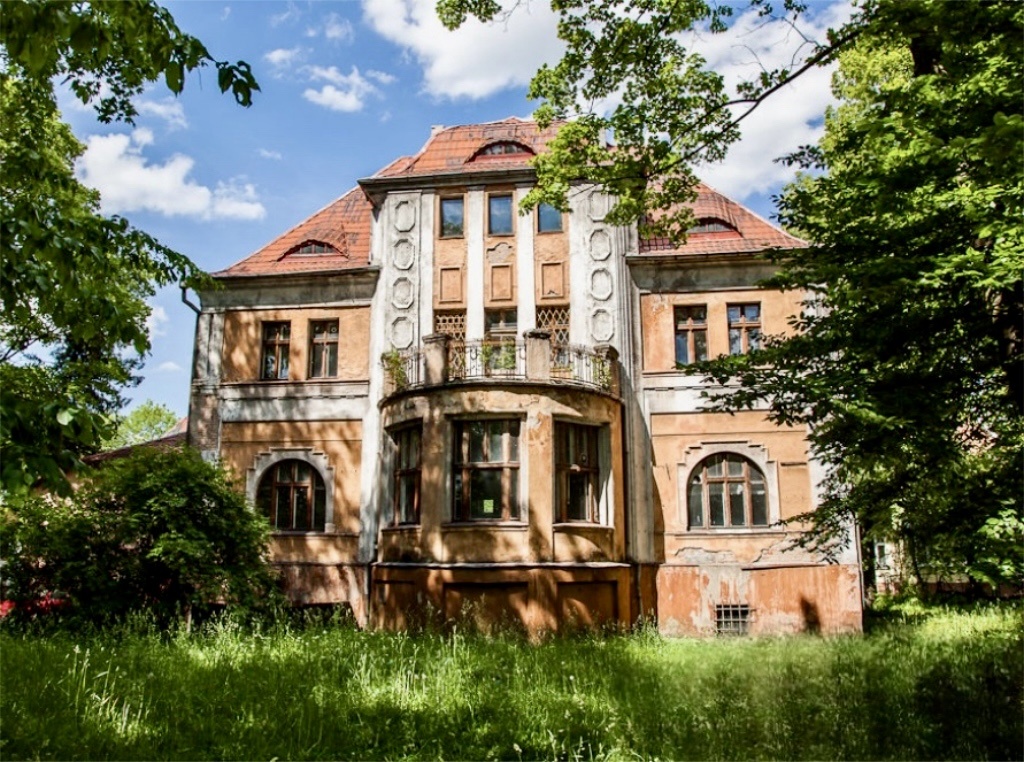 Таким видом вилла запомнилась многим калининградцам