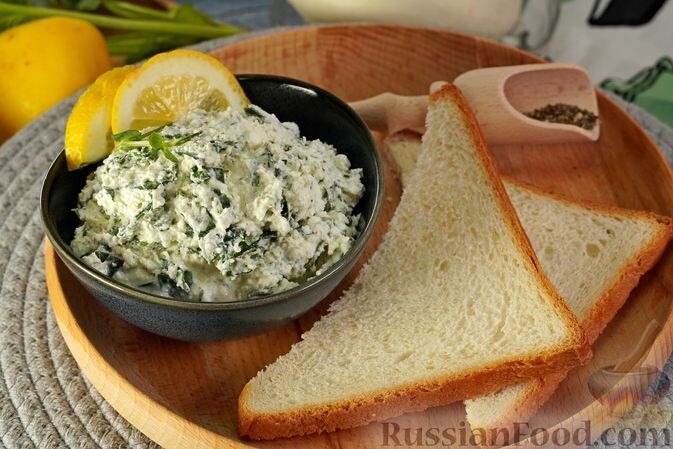 творог, брынза, шпинат, сметана, лимон, тимьян, базилик, соль