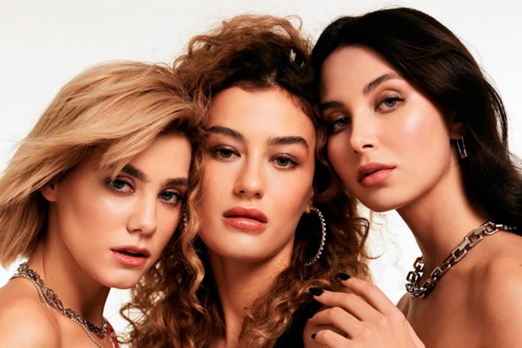    Фото © Instagram (признан экстремистской организацией и запрещён на территории Российской Федерации) / viagra_official