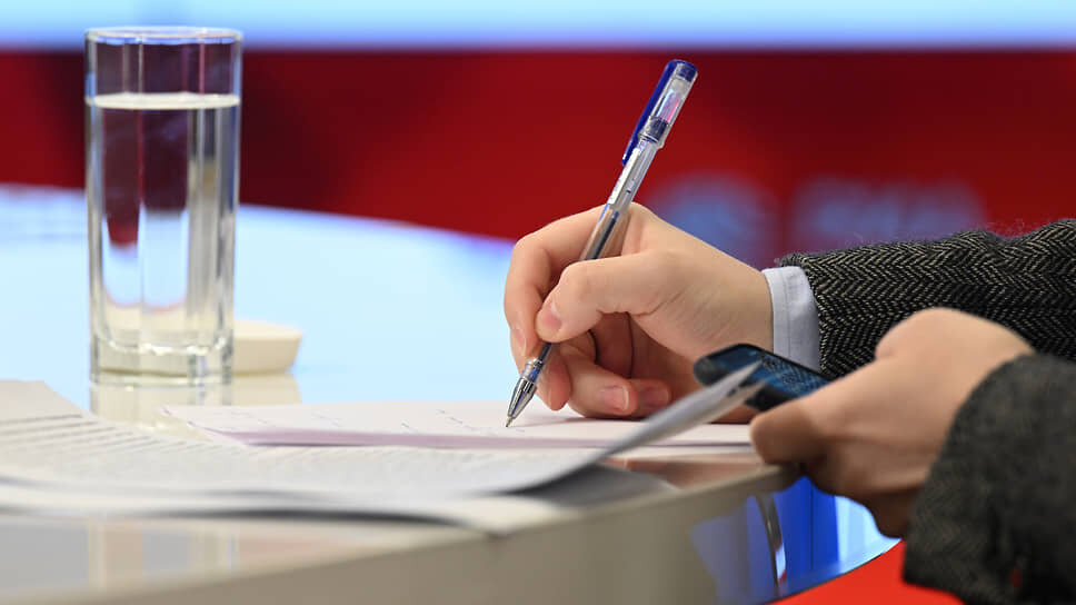 Фото: Александр Казаков / Коммерсантъ