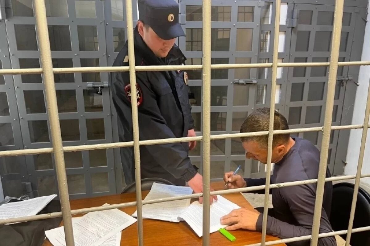    Пьяного пермяка и его попутчиков-вахтовиков сняли с поезда за хулиганство