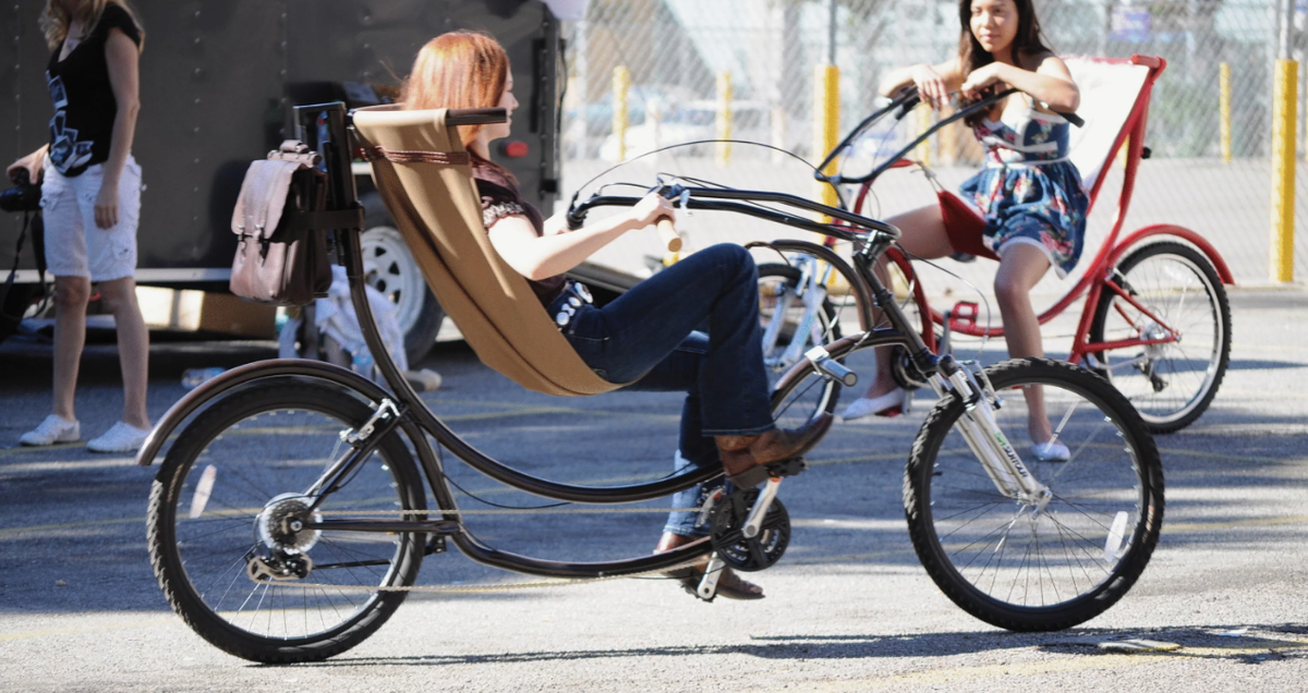 Простите, а можно велосипед с диваном и телевизором?