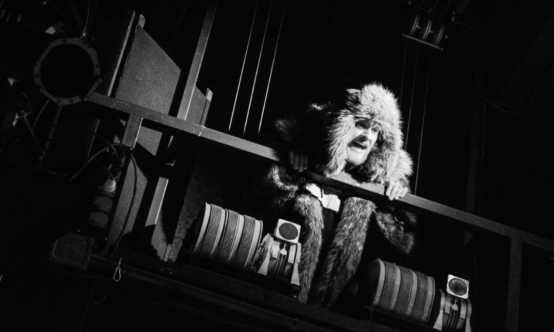 Все фото в статье из моего личного архива. Тут я в спектакле "Метель"