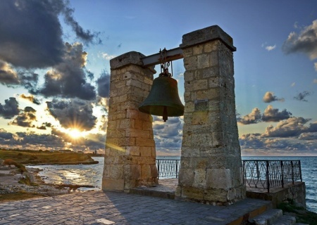    Санкции против Херсонеса. Европа объявила войну русской истории