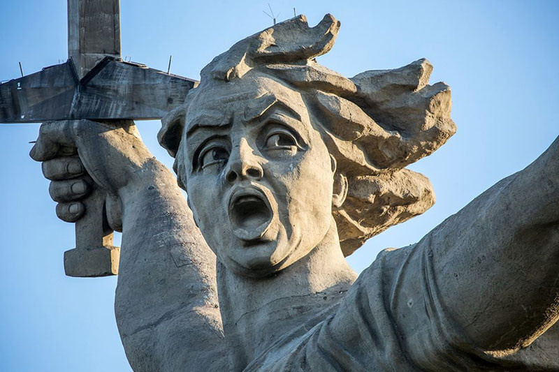 "Родина-мать": история создания одной из самых высоких статуй