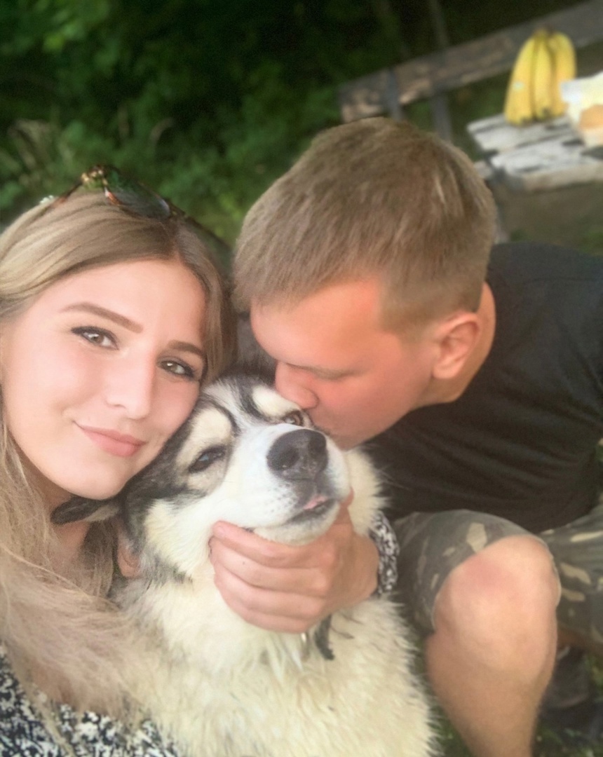 Это мы отмечали годовщину 8 лет вместе!