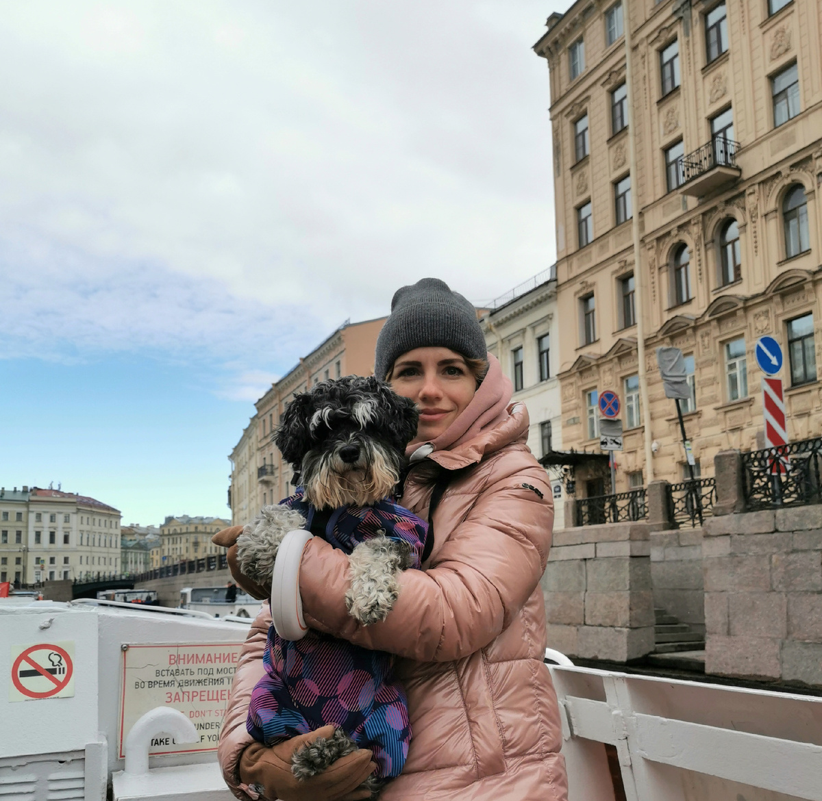 Плывем по Неве