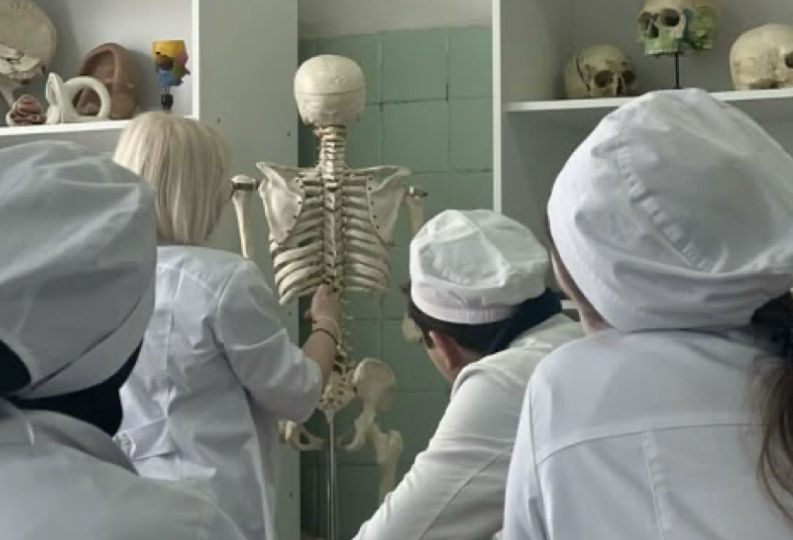 Красивая профессия. 5 ответов на вопрос «Как стать врачом-косметологом» для будущих студентов