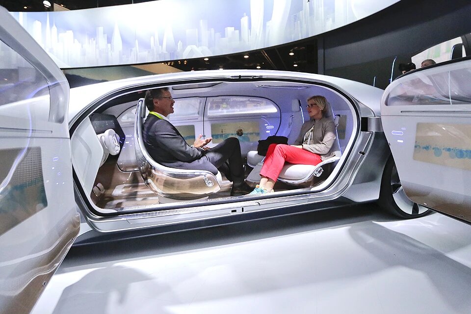 Концепт-кар беспилотного автомобиля в исполнении компании Мерседес. Фото: EAST NEWS.