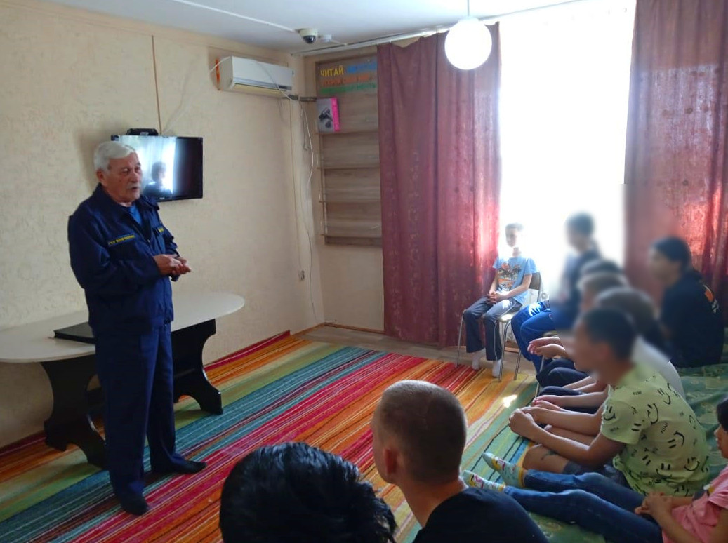 социально-реабилитационного центра для несовершеннолетних  "Радуга"