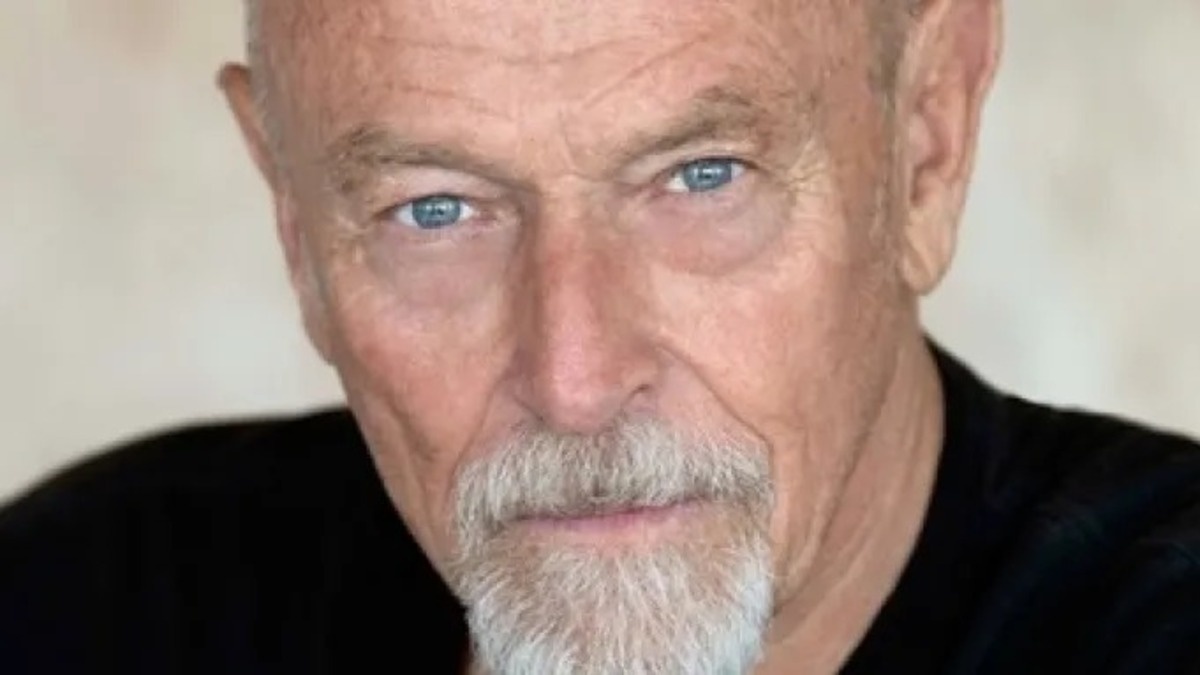 Корбин Бернсен Фото: Michael Sanville