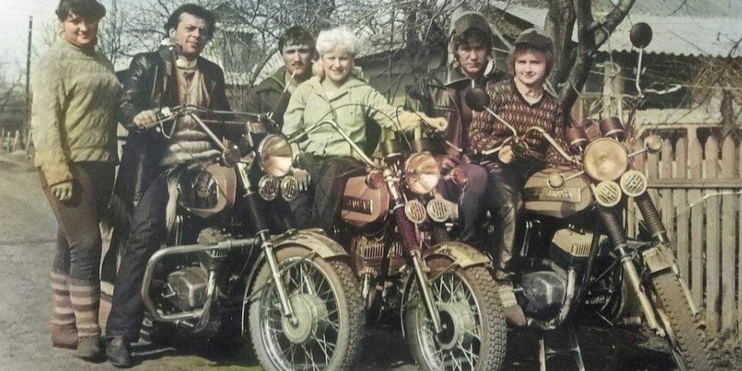 На каких мотоциклах в СССР деревенская молодежь ездила в клуб