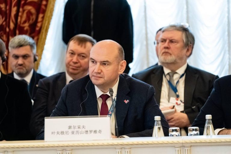    Евгений Солнцев обсудил вопросы взаимодействия с партнёрами из Китая «О»