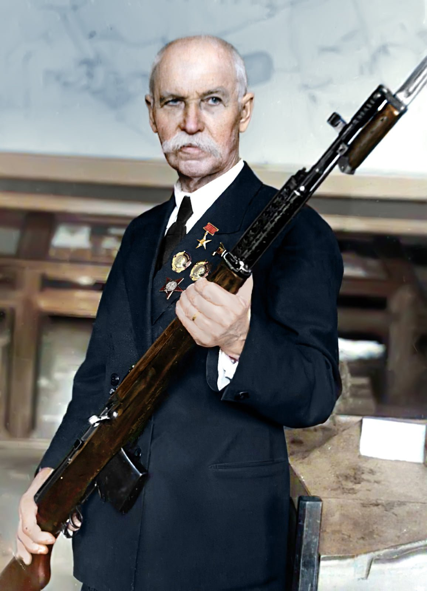 Герой Социалистического Труда конструктор Федор Васильевич Токарев