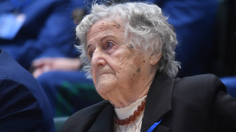 Руководитель общественной организации «Жители блокадного Ленинграда» Елена Тихомирова..📷Фото: Александр Коряков / Коммерсантъ