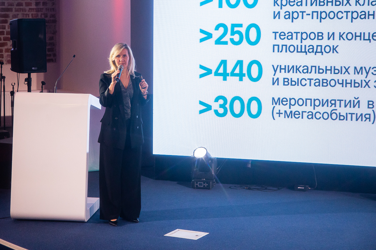 В Москву хлынули туристы из Китая и Ближнего Востока.  Фото: ФедералПресс / Екатерина Пономарева