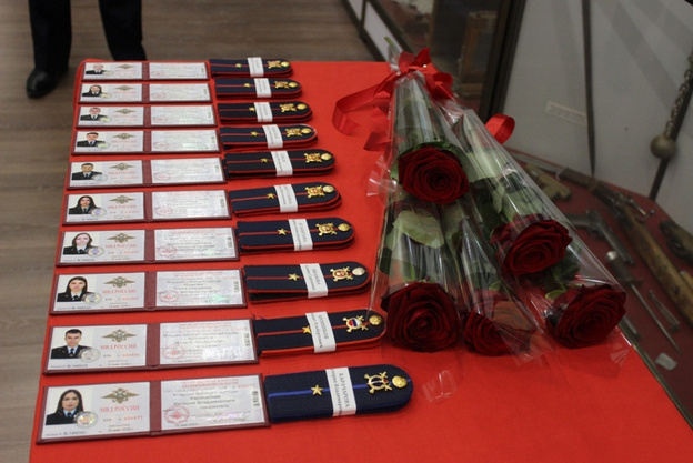    В Кировской области десять молодых сотрудников полиции получили офицерские погоны