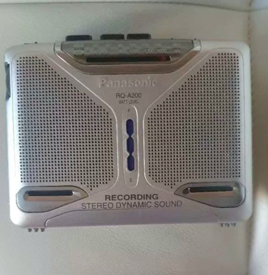 Вот он, мечта ценителей сломанной техники