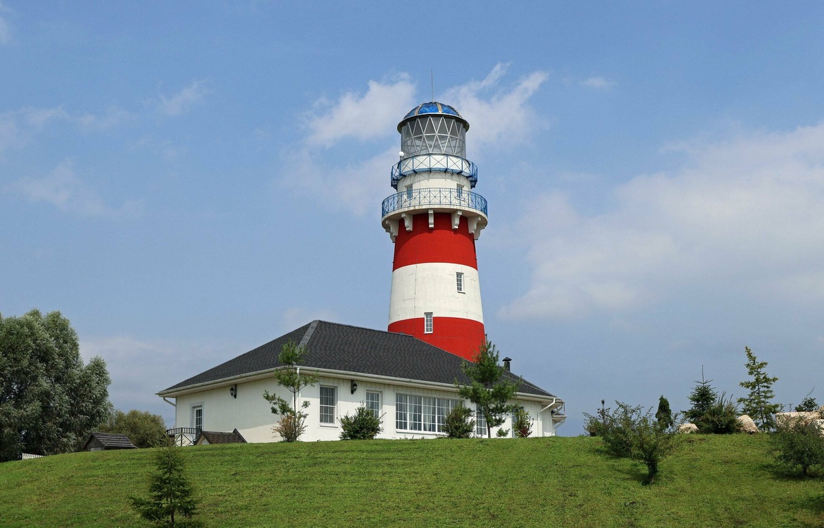 Смотровая площадка маяка открыта для посещения с 9:00 до 19:00. Фото: а / Яндекс Карты