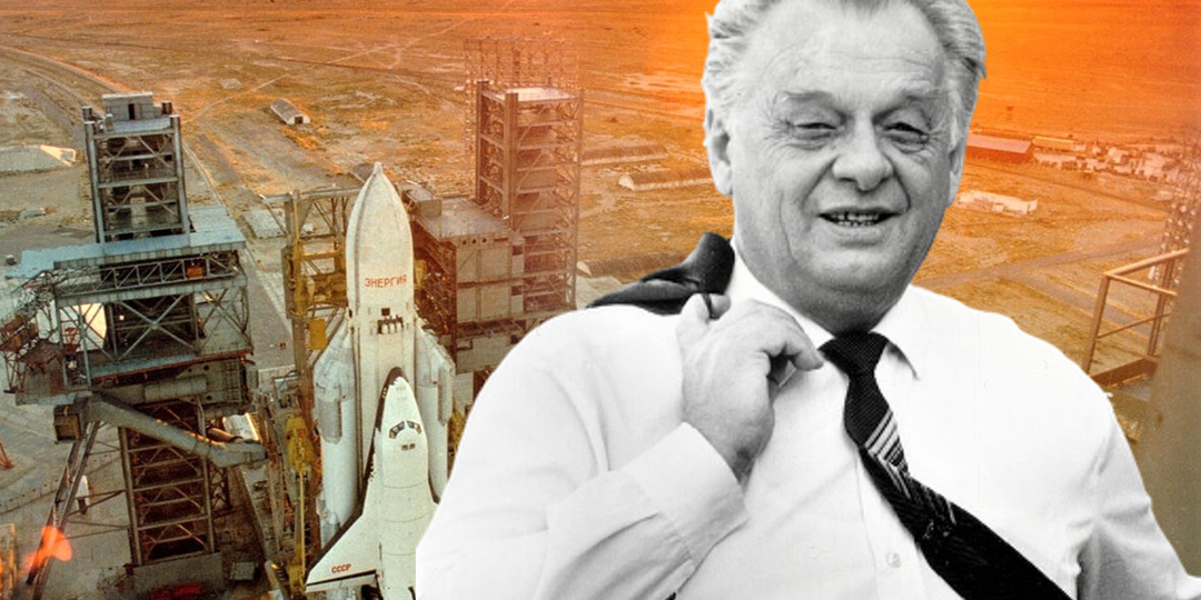 Ему почему-то отчетливо запомнился взгляд Горбачева на творение рук миллионов советских людей — презрительно равнодушный