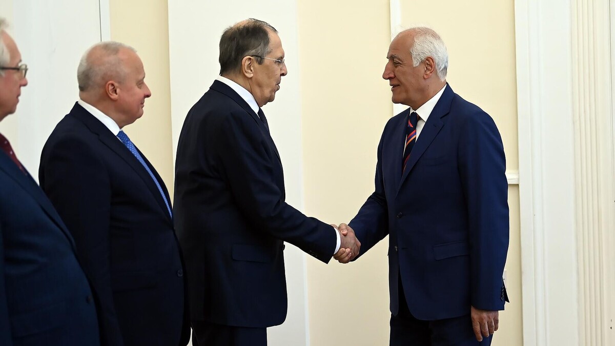 © Photo : official site of the President of RA