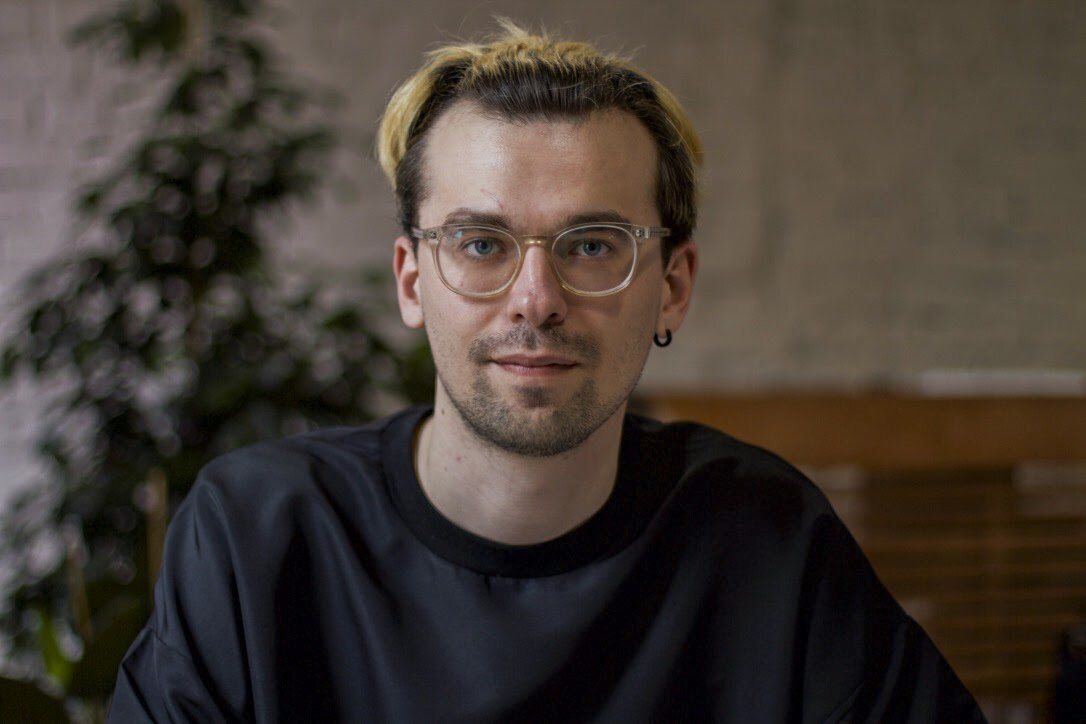 Александр Мартынов основатель бара "Ровестник"