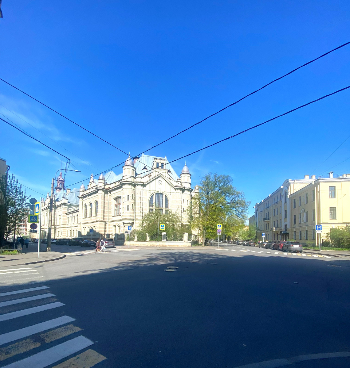 ЛЭТИ, ул. Профессора Попова, д. 5.