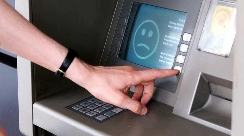    5 СПОСОБОВ ОБМАНУТЬ МОШЕННИКОВ И ОСТАТЬСЯ С ДЕНЬГАМИ В 2025 ГОДУ