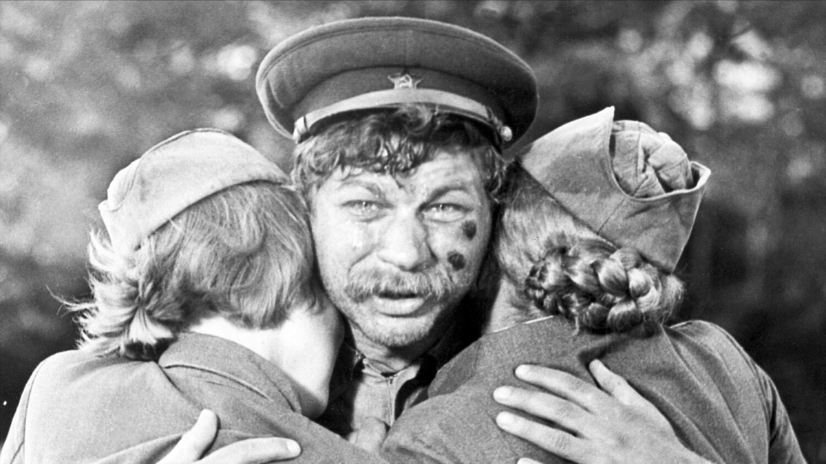 Кадр из фильма «А зори здесь тихие», 1972 год, режиссер Станислав Ростоцкий