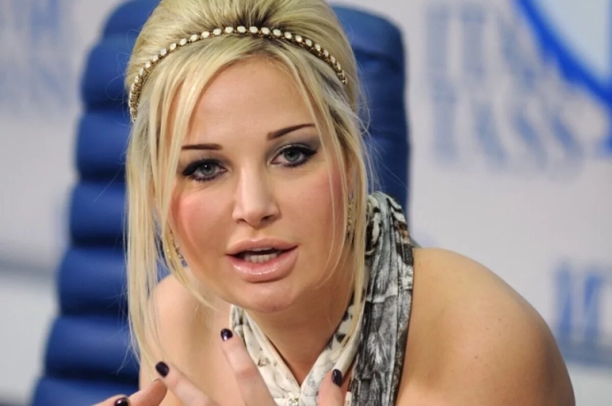    Алешкин: Максаковой не поможет довод об опьянении для возвращения квартиры