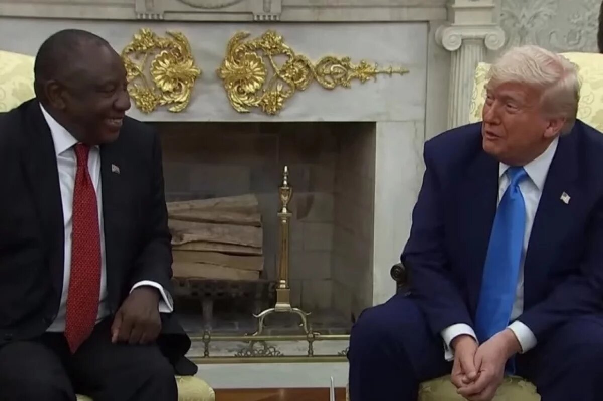    Трамп высмеял визит Зеленского в Южную Африку
