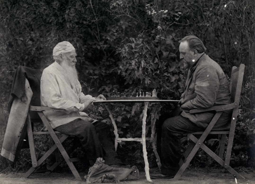 Толстой и Чертков. 1910 