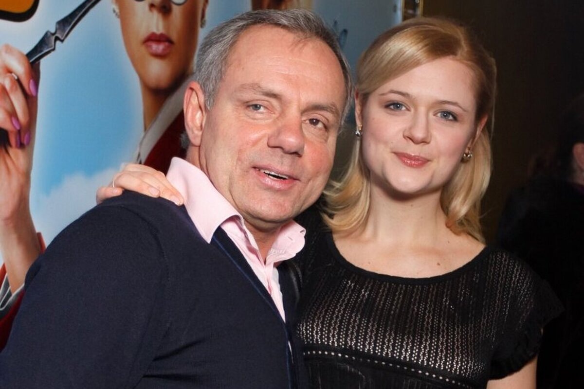 Александр Мохов с третьей женой