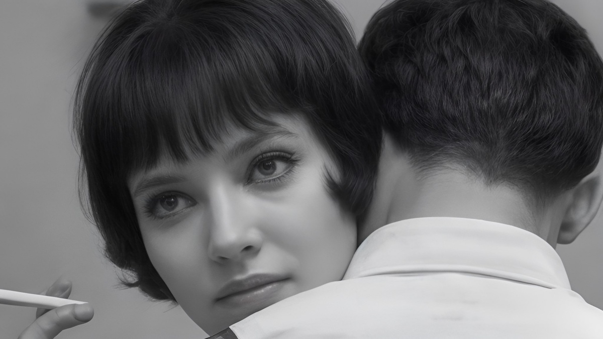 "Жить своей жизнью"