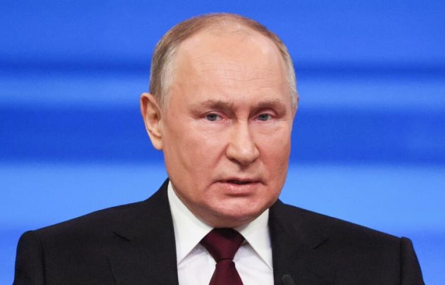    «Путин не ездит на фронт и это очень смело. Зеленскому, находящемуся рядом с фронтом, далеко до него»: эксперт