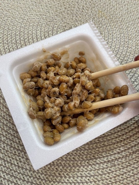 Натто на вид, как "сопливые бобы" 😄