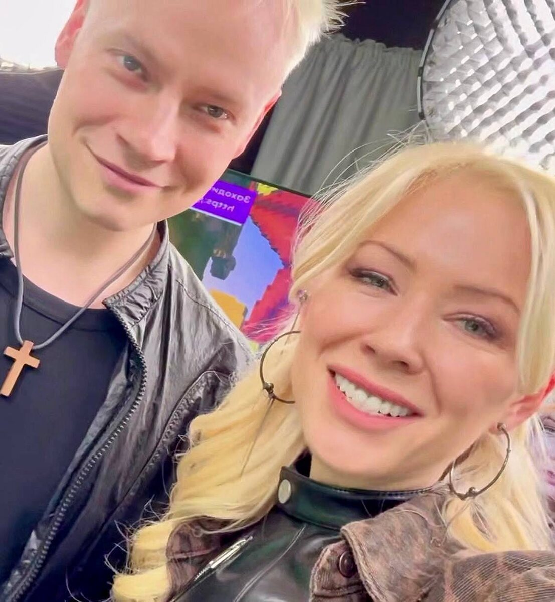 Всем привет,на связи - SHAMAN и Екатерина Мизулина - красавчики!! Из интернета 