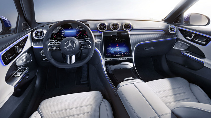 Интерьер Mercedes-Benz C-Class/ Фото: topgear.com