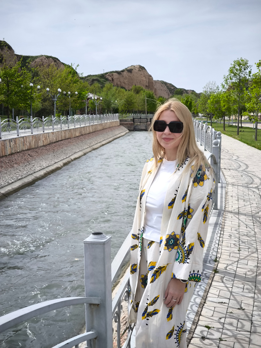 На берегу реки