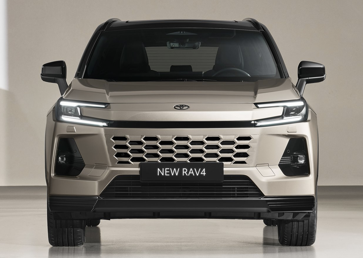 Передняя часть Toyota RAV4