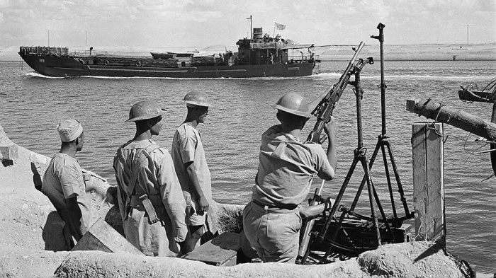 Шестидневная война спровоцировала блокаду Суэцкого канала египтянами. /Фото: m.fishki.net.