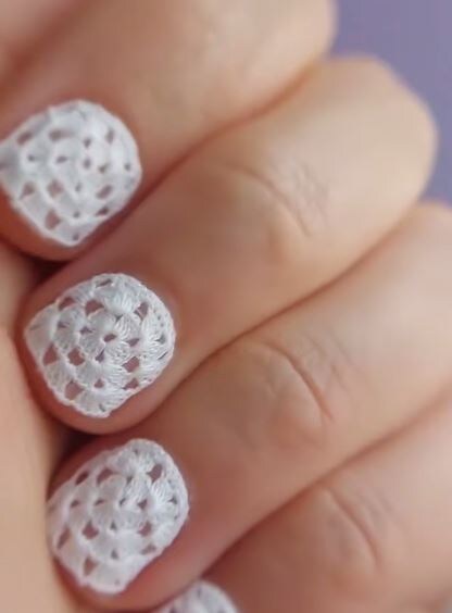 Скриншоты сделала с видео. Качество может и не супер , но видно чётко.