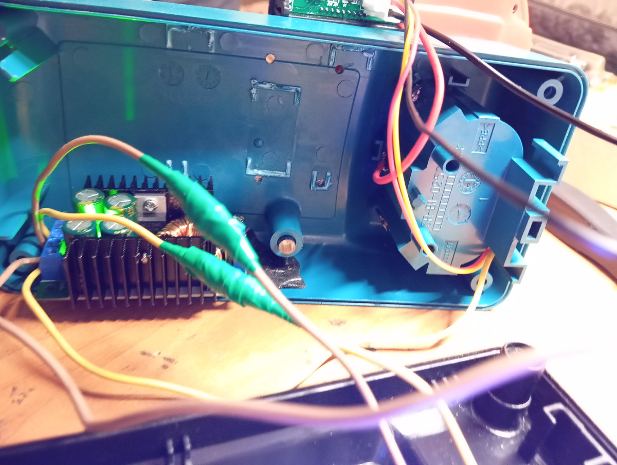 Стабилизатор с функцией ограничения тока. 