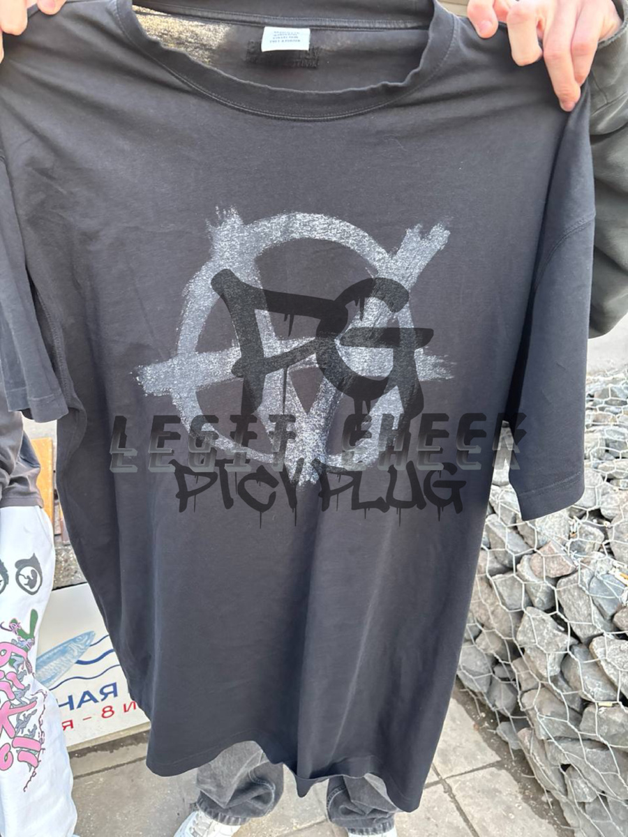 T-Shirt VETEMENTS anarchy 