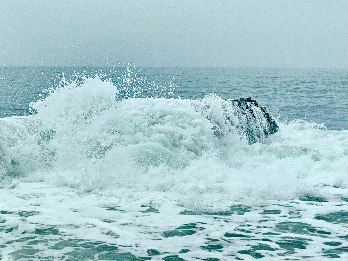Будем считать, что это иллюстрация к океану чувств))