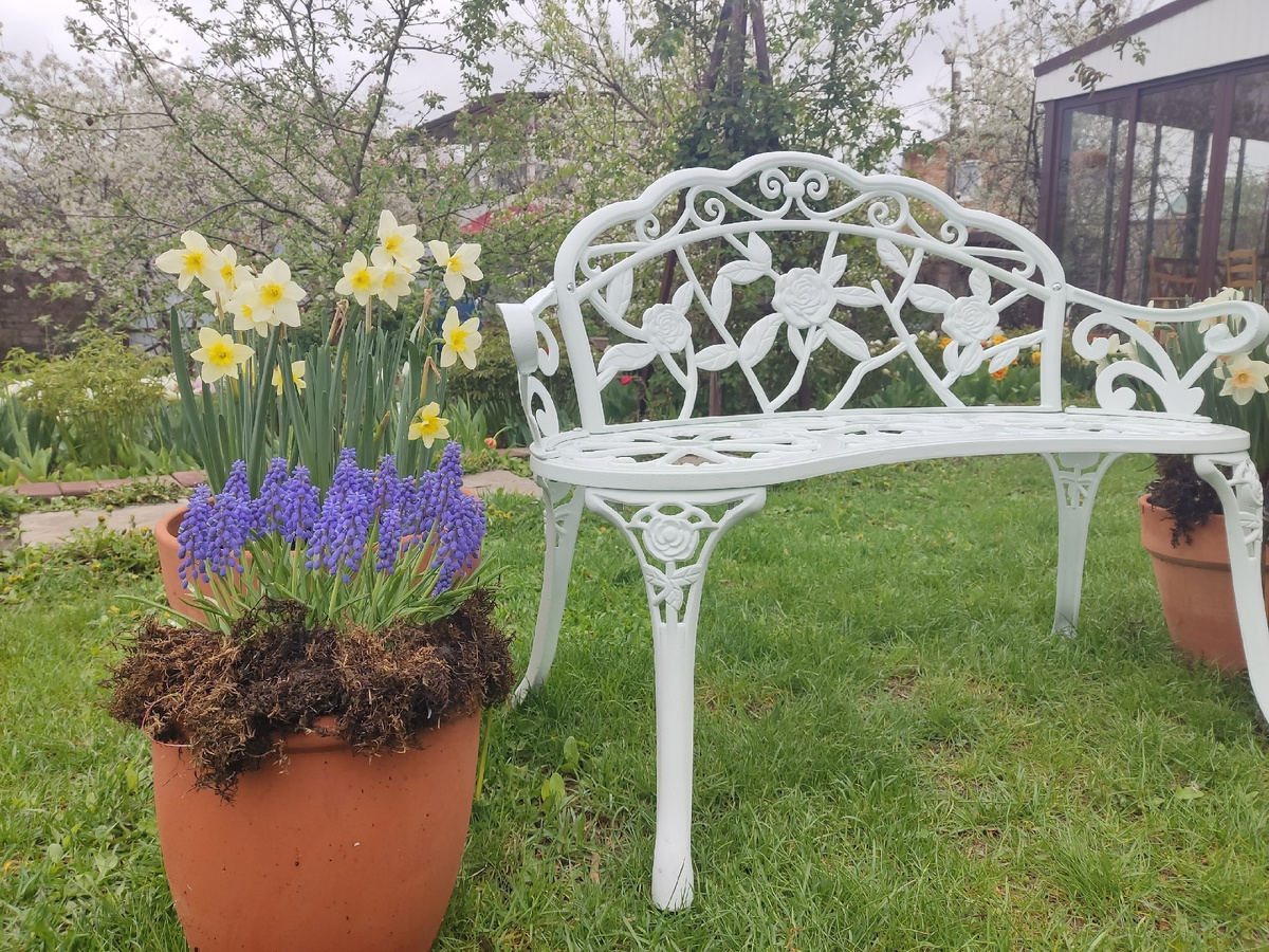 С одной стороны