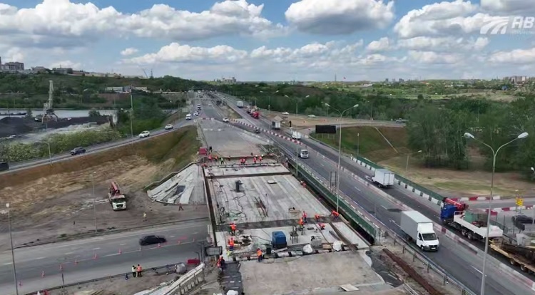    На фото стоп-кадр видеоматериала ГК "Автодор" Редактор