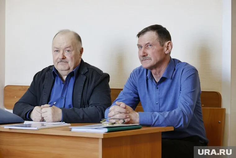 В деле Игоря Минина (справа на фото) огласили динамику роста ущерба
Фото: Екатерина Сычкова © URA.RU