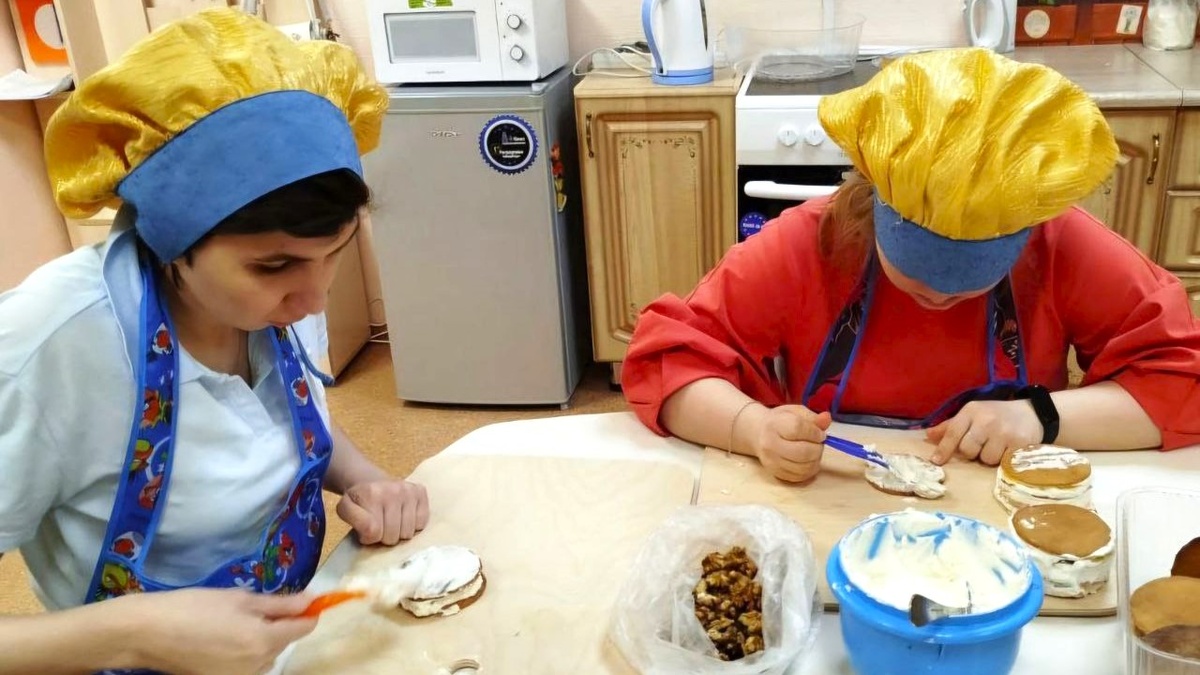    В Няганском реабилитационном центре поддерживают социальную занятость инвалидов