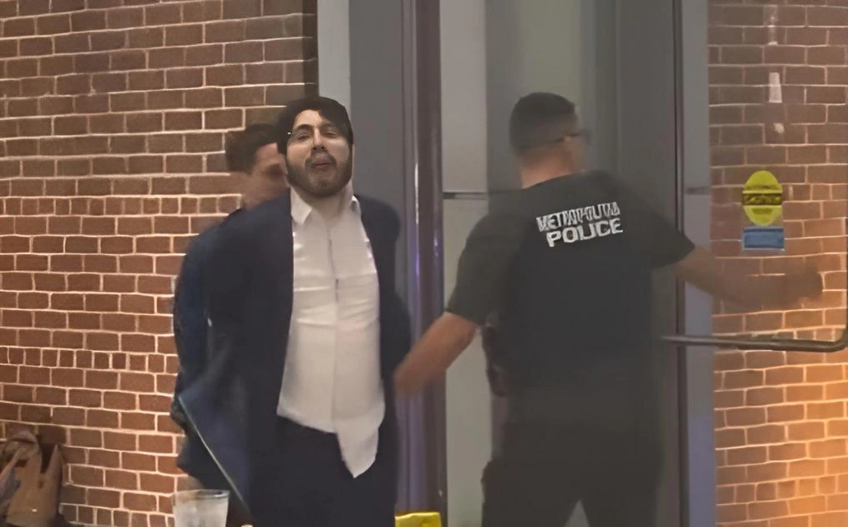 Американские власти задержали подозреваемого в стрельбе, в результате которой погибли два сотрудника посольства Израиля в Вашингтоне